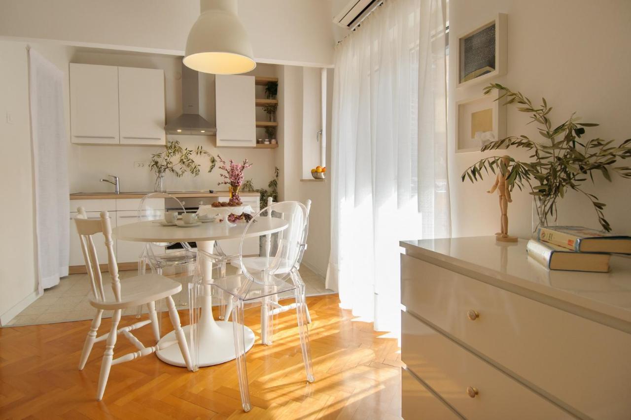Julie City Centre Porec Apartment Exterior foto